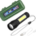 Mini Torcia LED Ricaricabile USB in Alluminio Resistente con 3 Modalità di Luce e Funzione Zoom Regolabile Ideale per Auto Campeggio e Emergenze