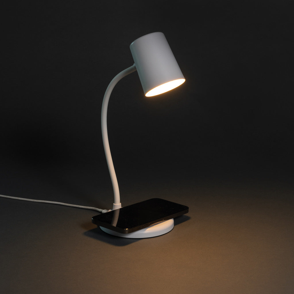 Lampada LED 3 in 1 con Altoparlante Bluetooth e Ricarica Wireless – Lampada da Tavolo Smart USB